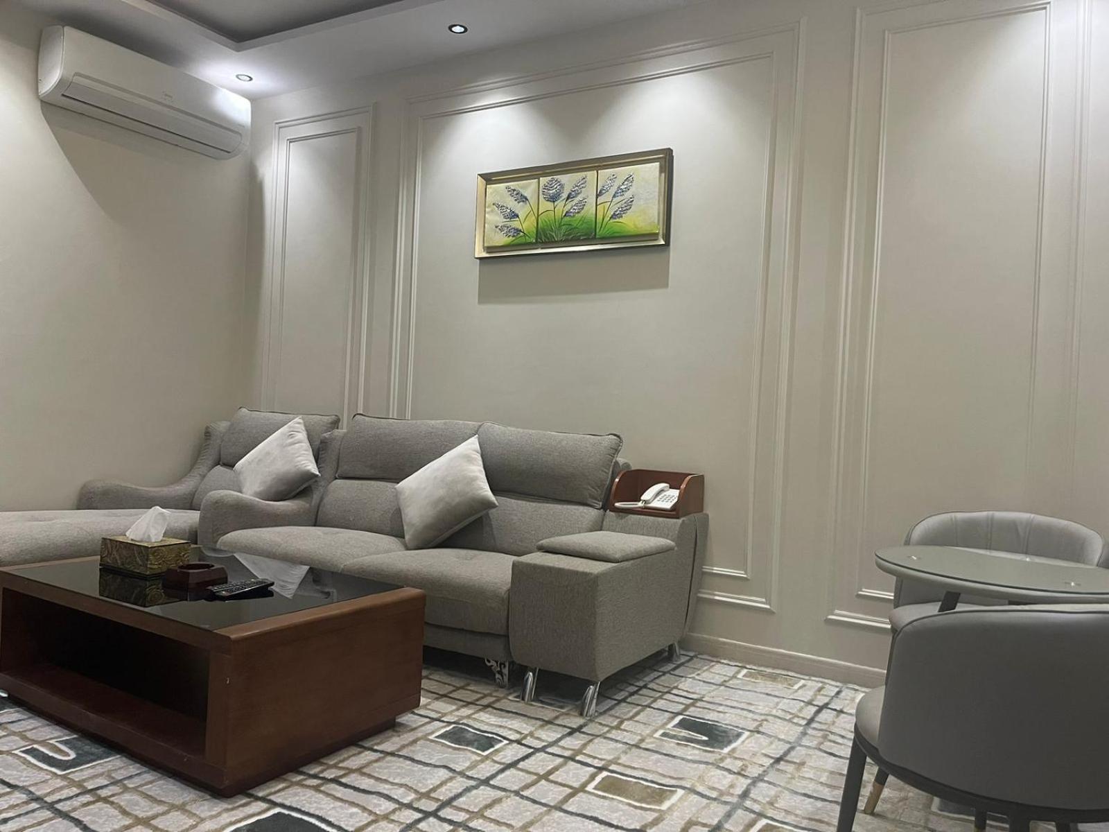 Nourth House Aparthotel Ель-Кураят Екстер'єр фото